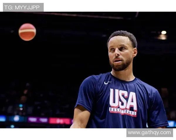 库里出战不足两节后休息，传闻伤势恶化，球迷担心他的状态